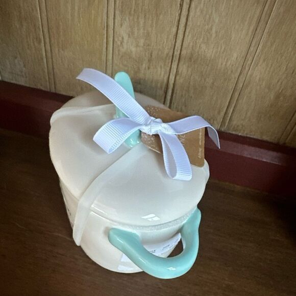 COPY - Rae Dunn Cinderella “A Dream Come True” Small Bowl/Crock with Lid/Handles - Picture 4 of 4